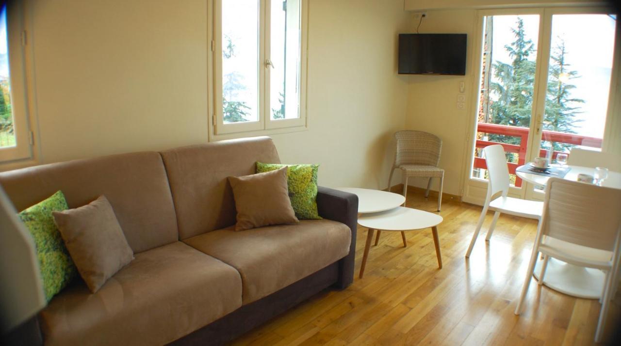 Le Cottage De Veyrier, Tres Jolie Vue Lac - Lla Selections By Location Lac Annecy Exterior foto